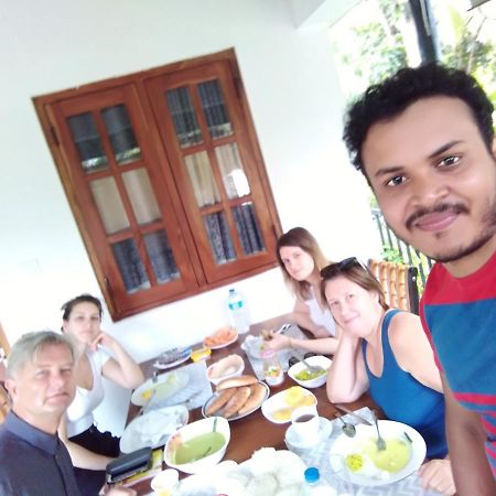 Autumn Home Stay Dambulla Eksteriør billede